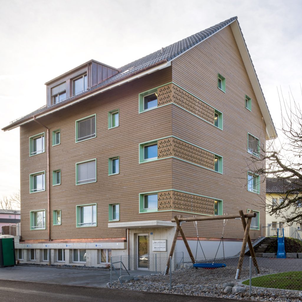 Mehrfamilienhaus
